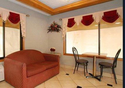 Econo Lodge Сеймур Экстерьер фото