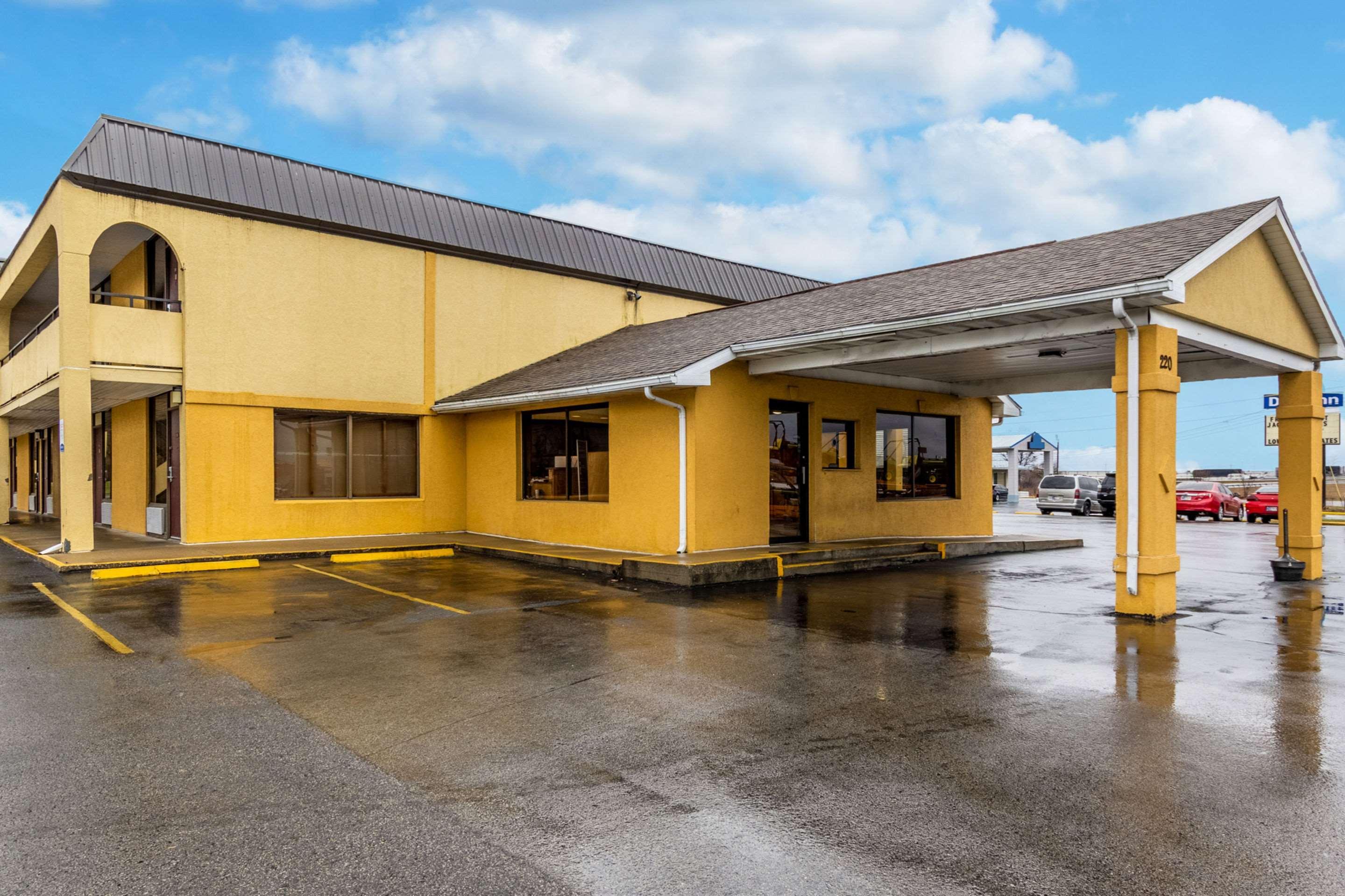 Econo Lodge Сеймур Экстерьер фото